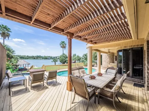 1623 Lake Arbor Drive El Lago TX 77586