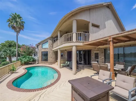 1623 Lake Arbor Drive El Lago TX 77586