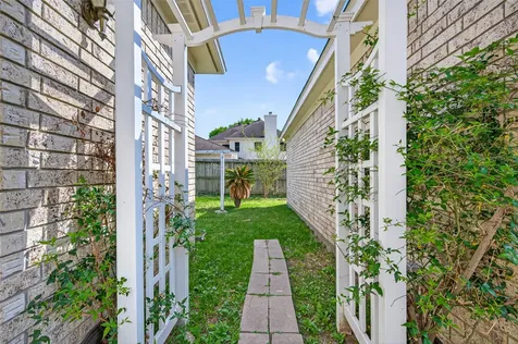 12727 Magnolia Leaf Street Houston TX 77065
