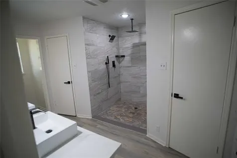10710 Sandy Shoals Drive Houston TX 77071