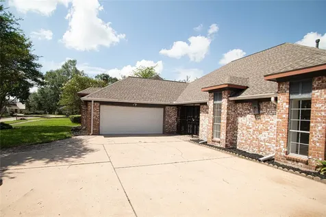 10710 Sandy Shoals Drive Houston TX 77071