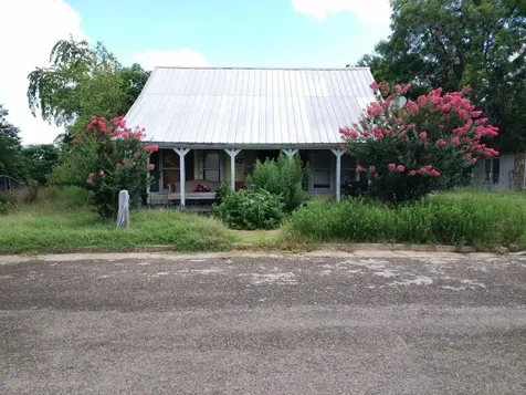 509 Saunders Street Gatesville TX 76528