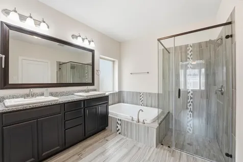 2514 Deerwood Heights Lane Manvel TX 77578