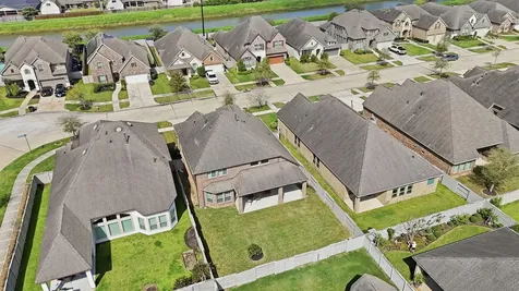 2514 Deerwood Heights Lane Manvel TX 77578