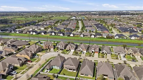2514 Deerwood Heights Lane Manvel TX 77578