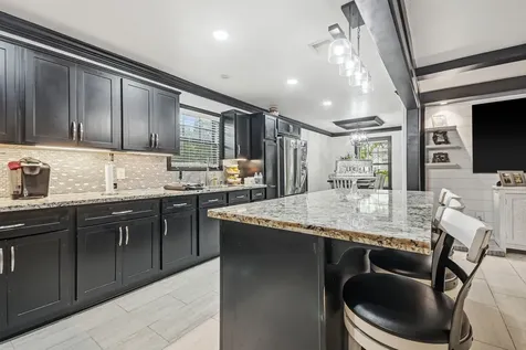 1114 Bobby Street Pearland TX 77581