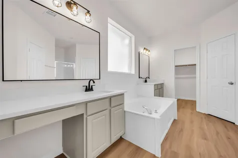 15603 Mustang Island Drive Sugar Land TX 77498