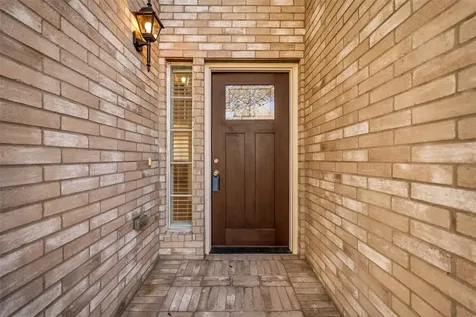 15603 Mustang Island Drive Sugar Land TX 77498