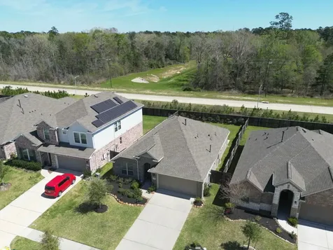 19043 Pinewood Grove Trail New Caney TX 77357