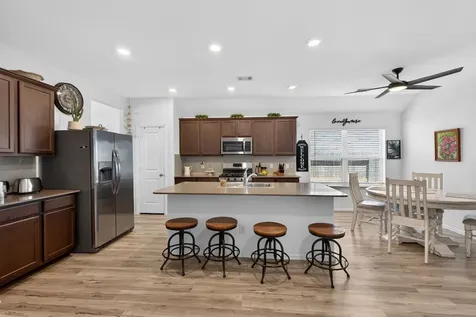19043 Pinewood Grove Trail New Caney TX 77357