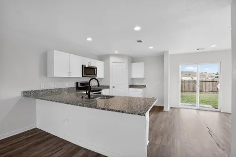 103 Avalon Drive Huntsville TX 77320