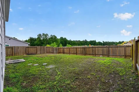 103 Avalon Drive Huntsville TX 77320
