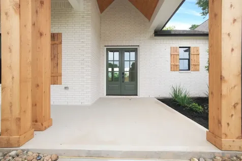 23951 Landrum Village Montgomery TX 77316