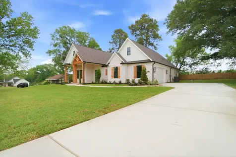 23951 Landrum Village Montgomery TX 77316