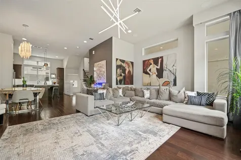 4413 Eli Street Houston TX 77007