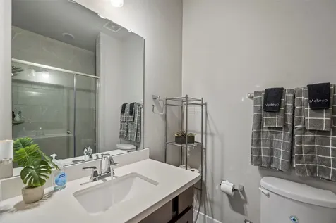 4413 Eli Street Houston TX 77007