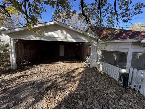 108 N Branch Street Bells TX 75414