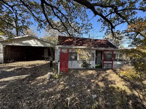 108 N Branch Street Bells TX 75414