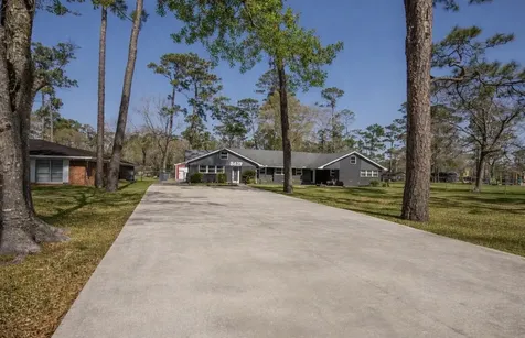 3417 Lobit Drive Dickinson TX 77539