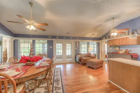 300 L Green Road Cleveland TX 77328