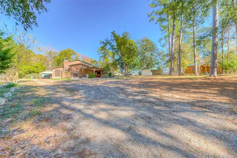 300 L Green Road Cleveland TX 77328