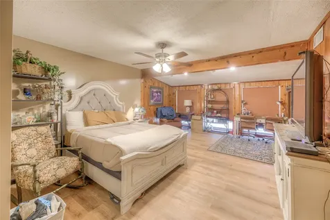300 L Green Road Cleveland TX 77328