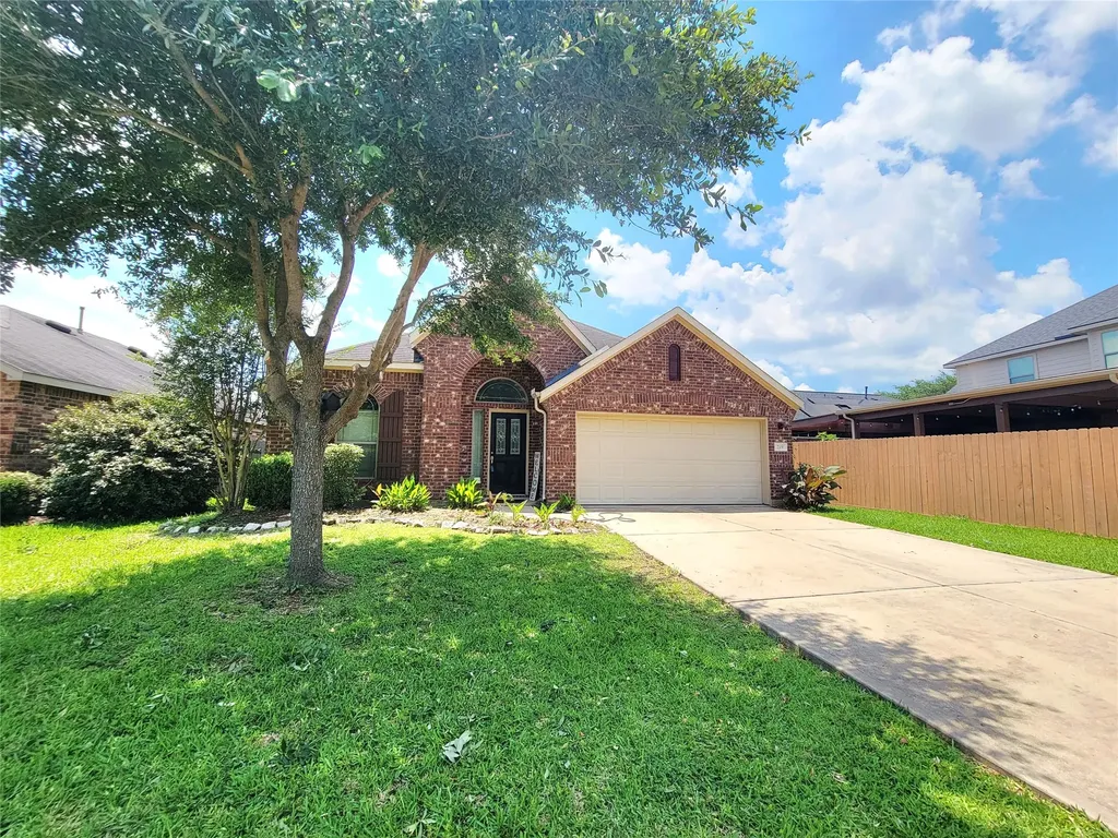 219 Golden Grain Drive Rosenberg TX 77469