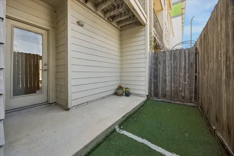 3022 Caroline Street Houston TX 77004