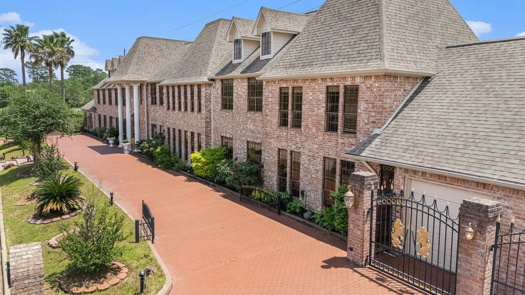 7415 Naremore Drive Spring TX 77379