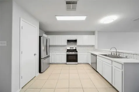 1911 Adobe Stone Drive Humble TX 77396