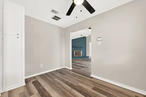 10402 Permian Drive Sugar Land TX 77498