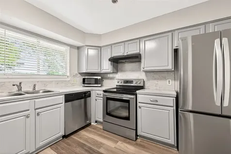 10402 Permian Drive Sugar Land TX 77498