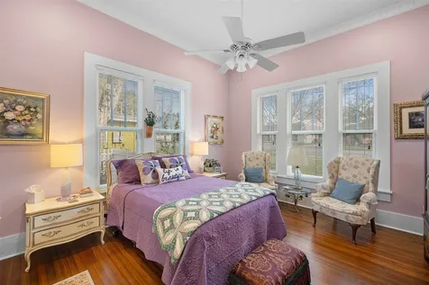 542 S Main Street La Grange TX 78945