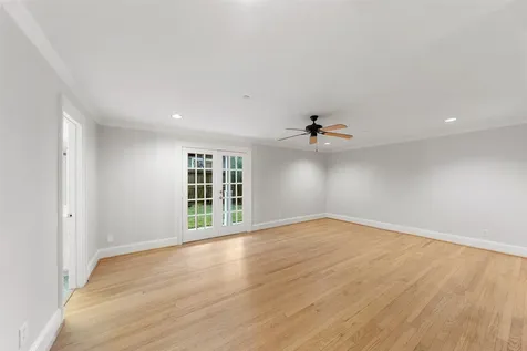 1621 Heights Boulevard 3 Houston TX 77008