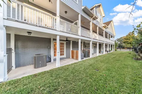 1621 Heights Boulevard 3 Houston TX 77008