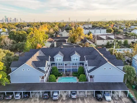 1621 Heights Boulevard 3 Houston TX 77008