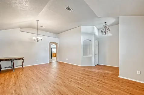 758 Brushy Glen Drive Houston TX 77073
