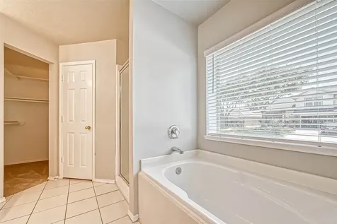 758 Brushy Glen Drive Houston TX 77073