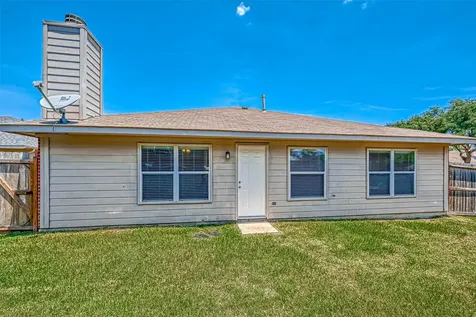 758 Brushy Glen Drive Houston TX 77073