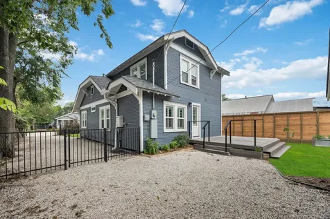 1104 Walton Street Houston TX 77009
