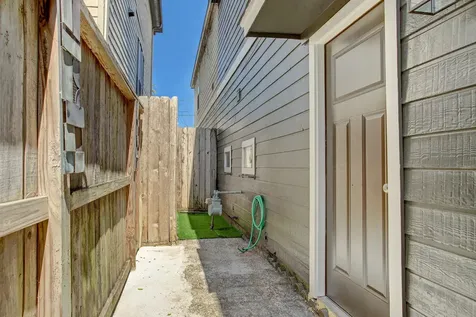 1510 Rosalie Street Houston TX 77004
