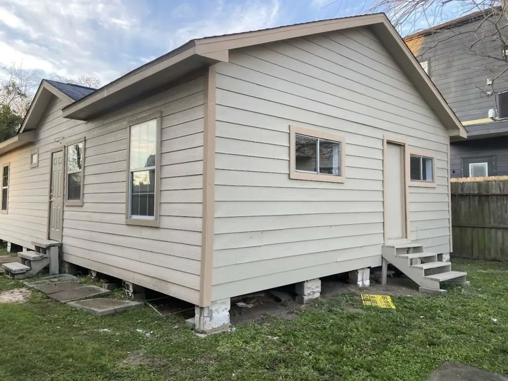 223 Cockerel Street Houston TX 77018