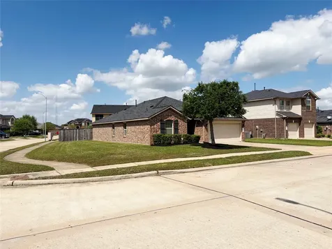 2022 Wellfleet Crossing Fresno TX 77545