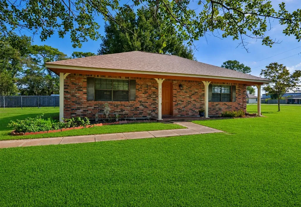 5406 Avenue C Crosby TX 77532