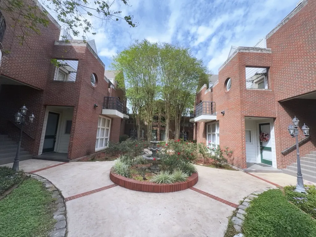 11852 Taylorcrest Road 8 Houston TX 77024