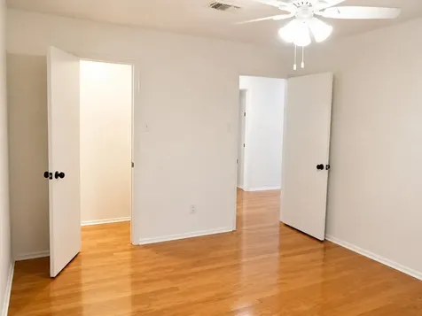 12913 Trail Hollow Drive 2913 Houston TX 77079