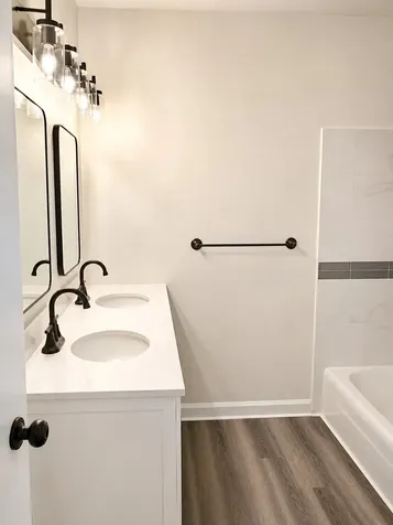 12913 Trail Hollow Drive 2913 Houston TX 77079