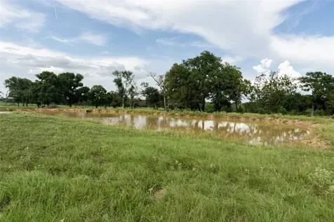 000 Aztec Lane New Ulm TX 78950