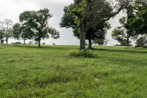 000 Aztec Lane New Ulm TX 78950