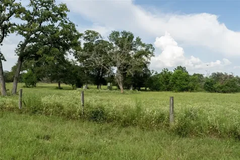 000 Aztec Lane New Ulm TX 78950